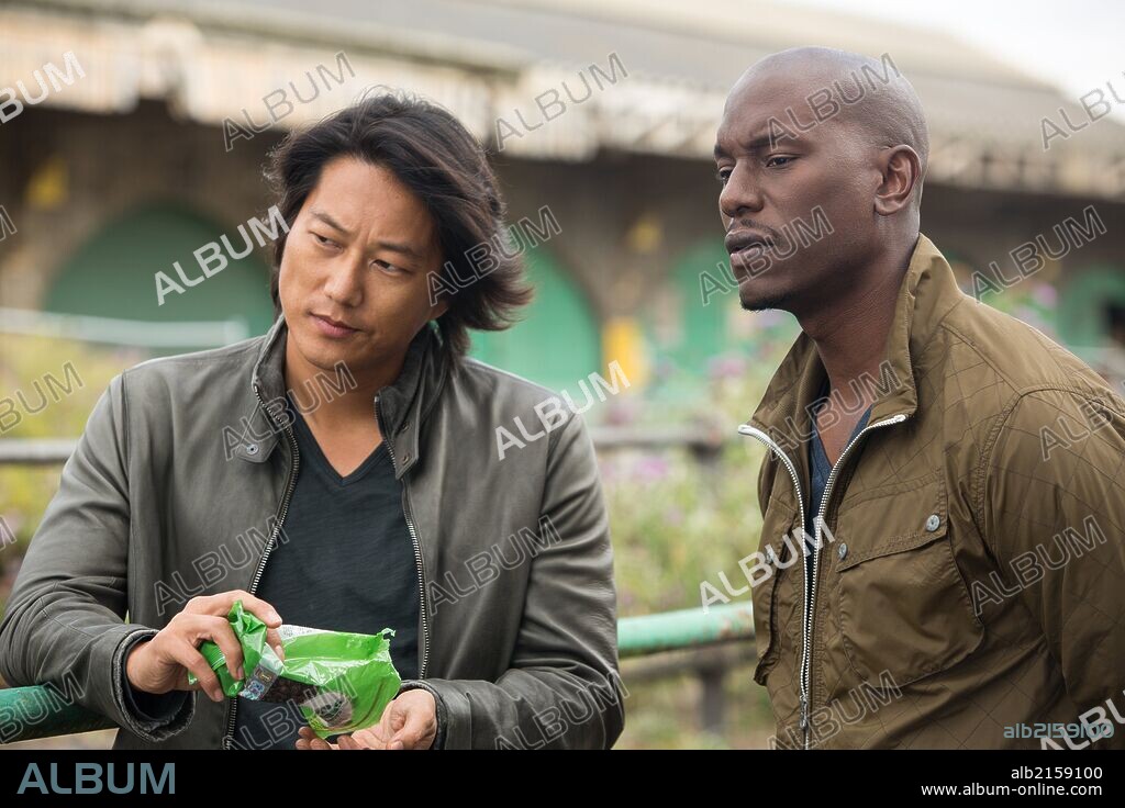 SUNG KANG and TYRESE GIBSON in FURIOUS 6 (2013), directed by JUSTIN LIN. Copyright UNIVERSAL PICTURES / Cortesía.