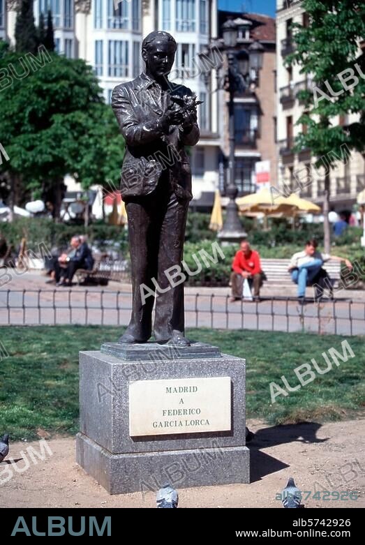 Garcia Lorca, Federico ; poète et dramaturge espagnol ; Fuentevaqueros, Grenade 5.6.1898-Viznar, Grenade 19.8.1936 (fusillé). Statue de Federico Garcia Lorca à Madrid (Espagne).