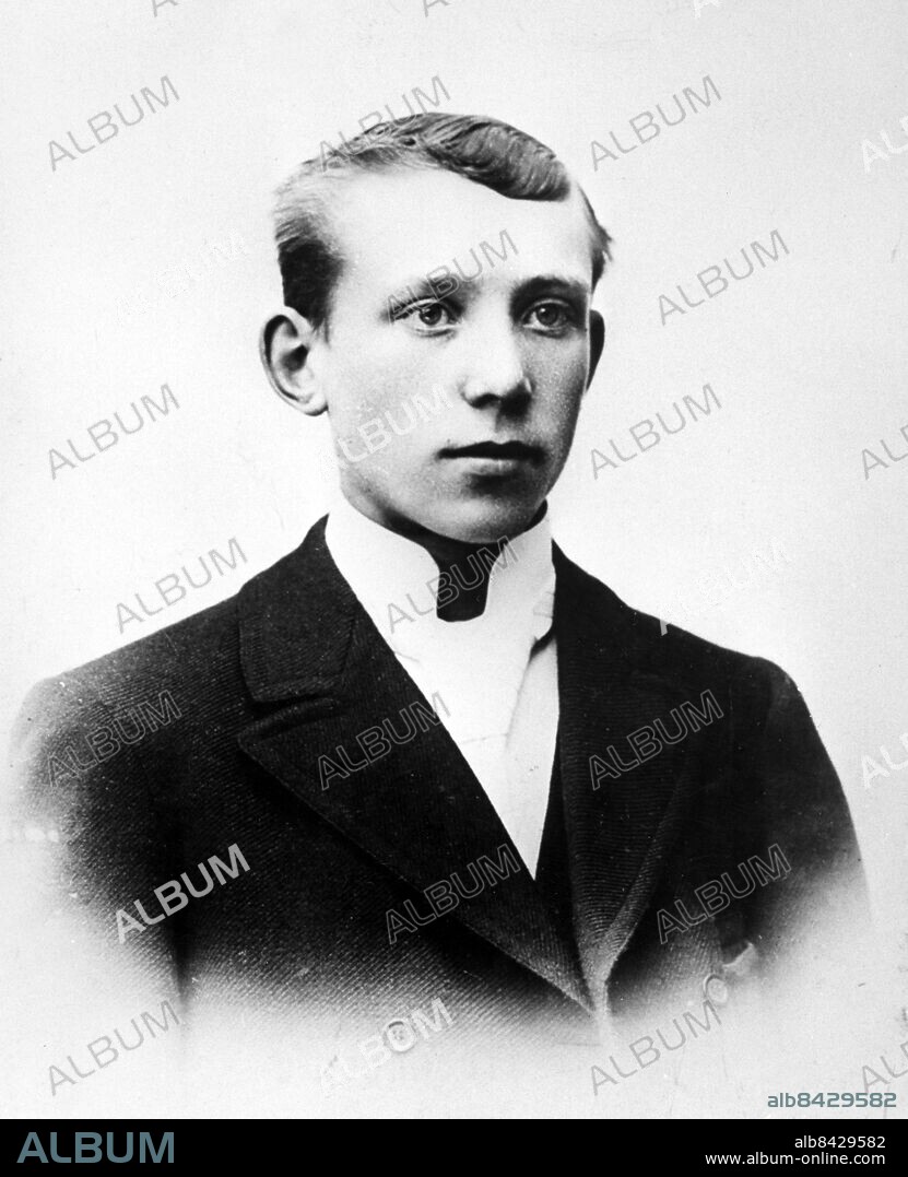 USA OKÄNT FOTODATUM.. Utan bildtext. Anm. Joseph Hillstrom, ursprungligen Joel Hägglund 1879-1915, amerikansk protestdiktare av svenskt ursprung. Agitator för syndikalistiska fackföreningar. Publicerad i RIR 35/69, 22/76 persons: Joseph Hillstrom ;Joe Hill sites: SVERIGE* ;USA.