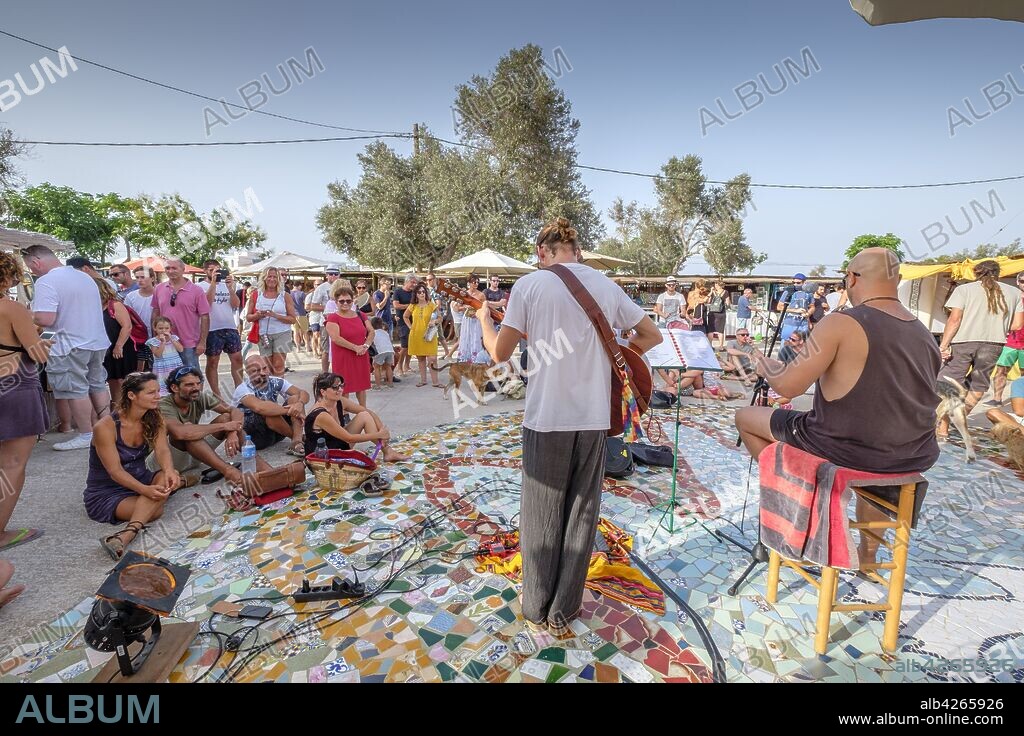 Mercadillo Hippie, Feria Artesal de La Mola, el Pilar de la Mola, Formentera, balearic islands, Spain.