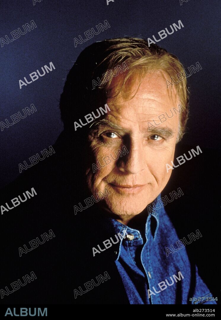 MARLON BRANDO in DON JUAN DEMARCO, 1994, directed by JEREMY LEVEN. Copyright NEW LINE CINEMA.