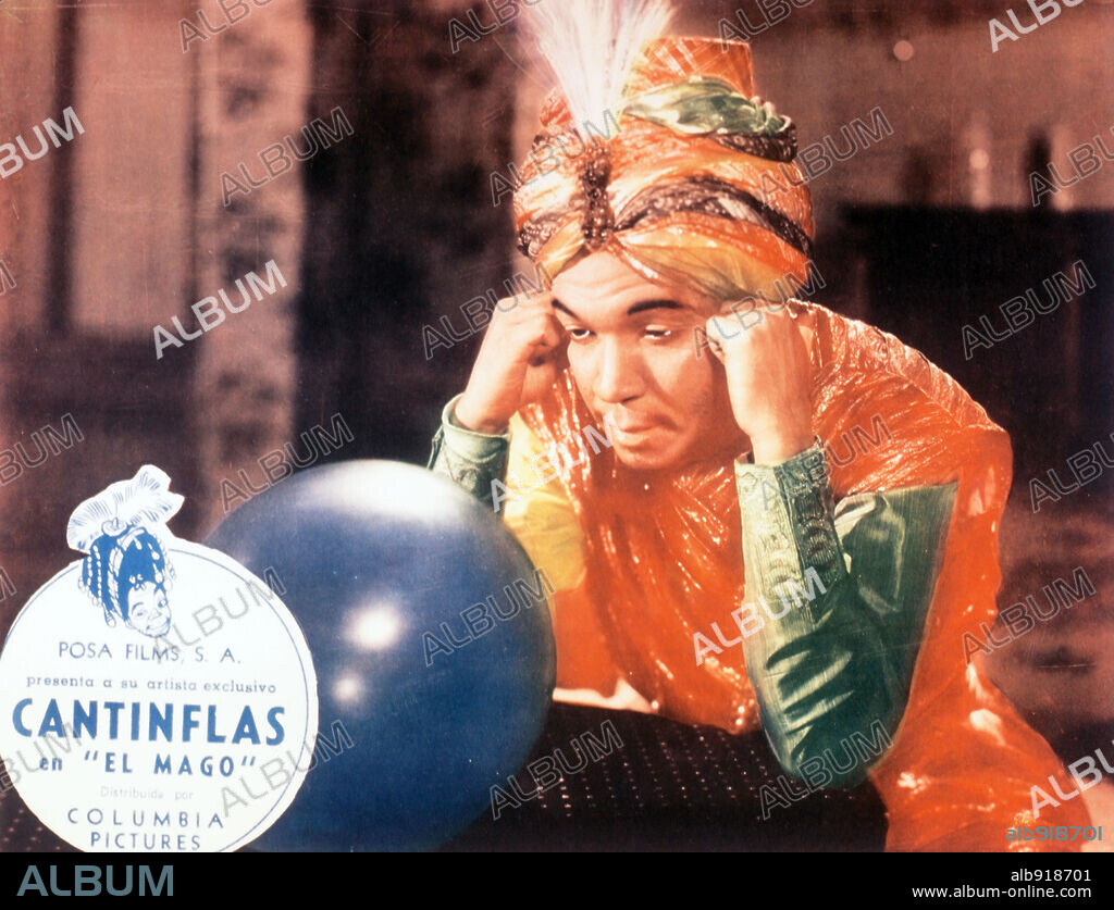 CANTINFLAS en EL MAGO, 1949, dirigida por MIGUEL M. DELGADO. Copyright POSA FILMS, S.A.