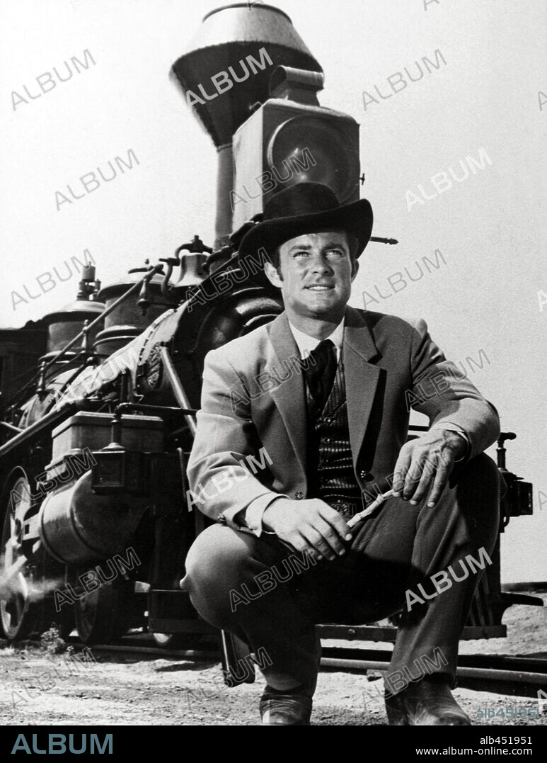 ROBERT CONRAD en JIM WEST, 1965 (THE WILD WILD WEST), dirigida por MICHAEL GARRISON. Copyright CBS-TV.