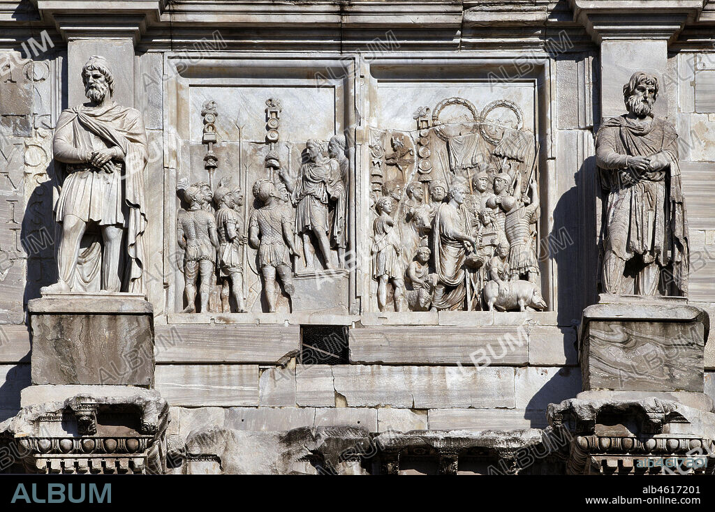Rome, Roman Forum, Arch of Constantinus: Details of Marcus Aurelius reliefs (2nd Century AD.) . On the left panel "Adlocutio", - the emperor speaking to the troops.. On the right panel "Lustratio" , - the emperor sacrificing a pig, a sheep and a bull (Suovetaurilia).