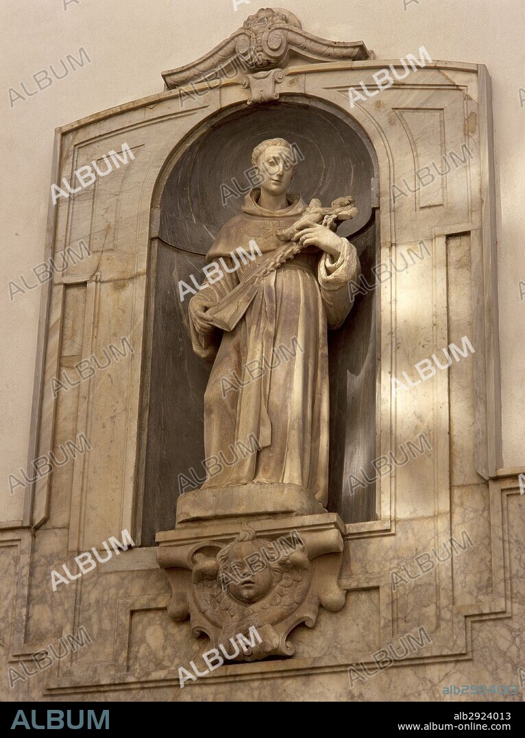 Spain. Andalusia. Cadiz. Church of San Agustin. It was built in the first half of the 17th century. Augustinian monk. Sculpture located in a niche that decorates the side facade of the church.