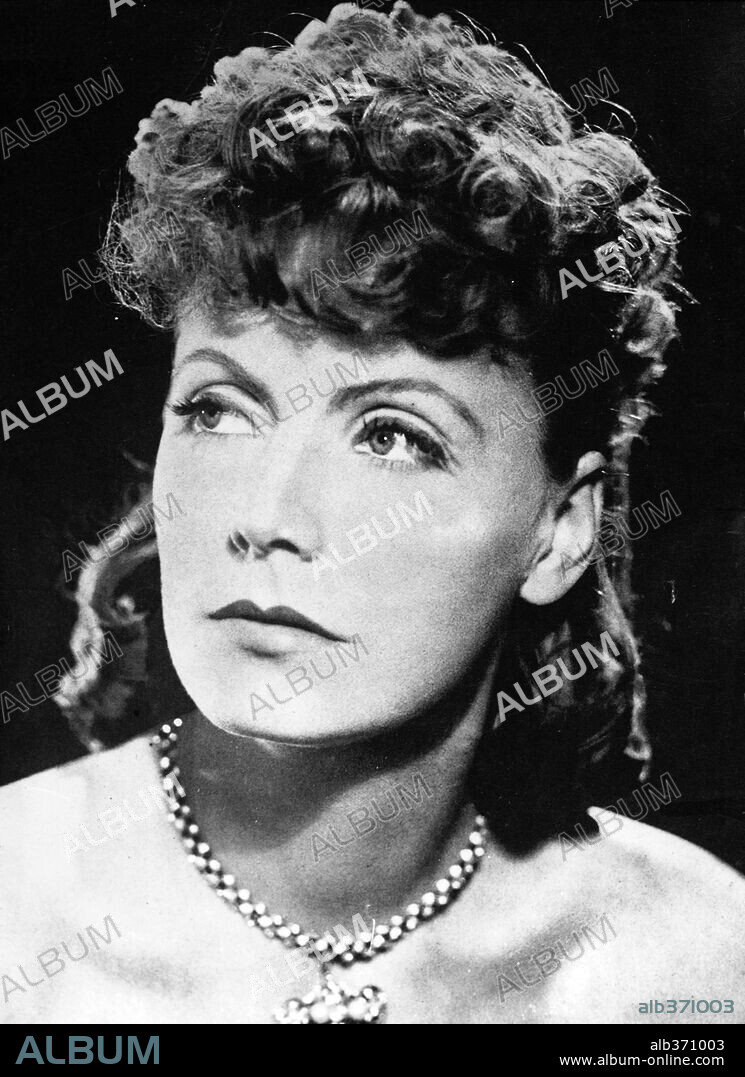 GRETA GARBO en ANA KARENINA, 1935 (ANNA KARENINA), dirigida por CLARENCE BROWN. Copyright M.G.M.