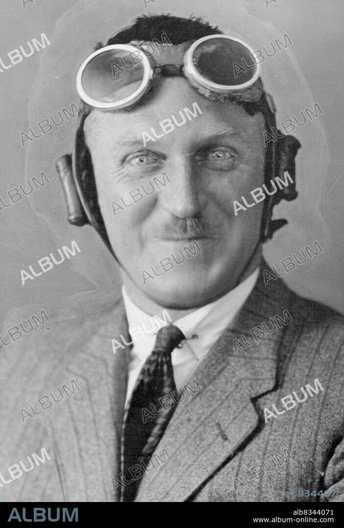 Major Jerry Pentland famous Australian World War 1 ace fighter pilot & a colorful royal aero club instructor at Mascot in the early 30's. April 16, 1930.