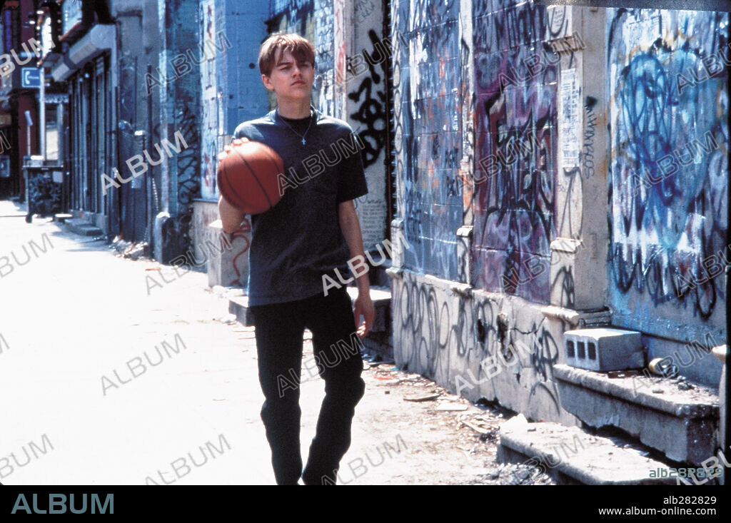 Leonardo DiCaprio en DIARIO DE UN REBELDE, 1995 (THE BASKETBALL DIARIES), dirigida por SCOTT KALVERT. Copyright NEW LINE CINEMA.