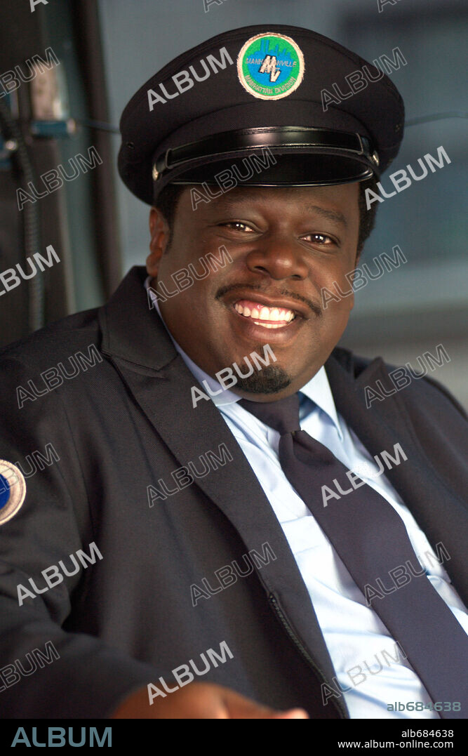 CEDRIC THE ENTERTAINER in THE HONEYMOONERS, 2005, directed by JOHN SCHULTZ. Copyright PARAMOUNT PICTURES / WETCHER, BARRY.