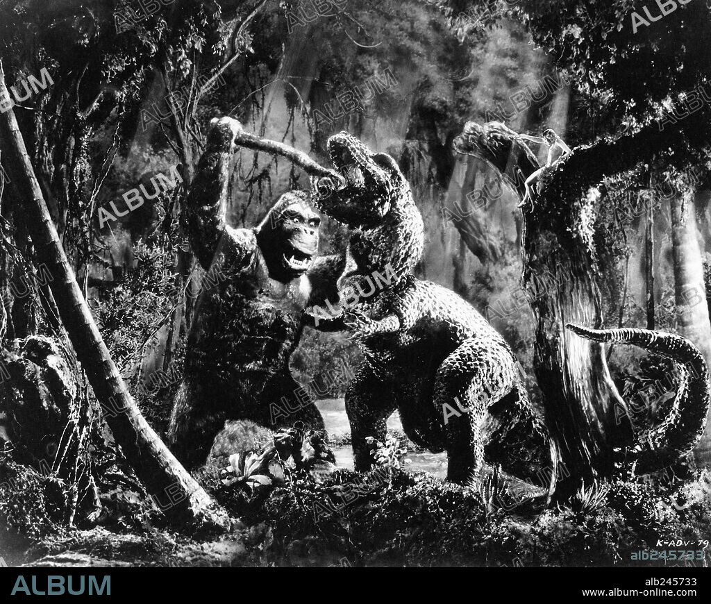 KING KONG, 1933, directed by ERNEST B. SCHOEDSACK and MERIAN C. COOPER. Copyright RKO.