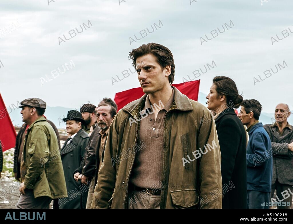 LUCA MARINELLI in MARTIN EDEN, 2019, directed by PIETRO MARCELLO. Copyright AVVENTUROSA/IBC MOVIE/RAI CINEMA.
