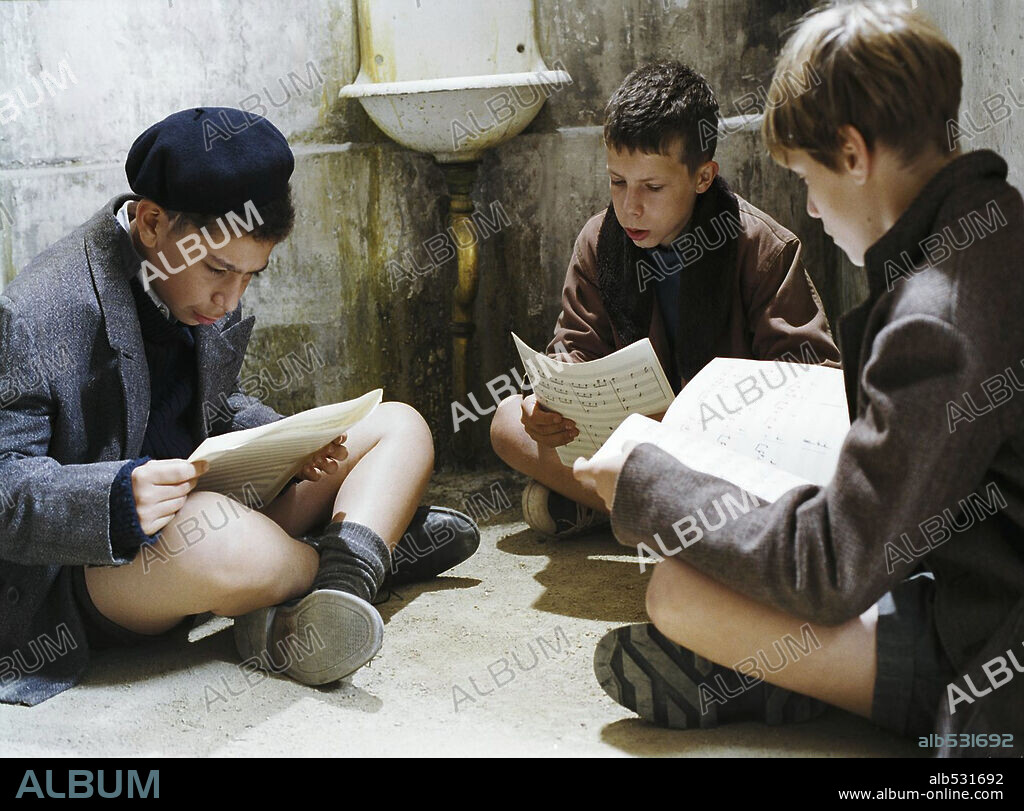 LOS CHICOS DEL CORO, 2004 (LES CHORITES), dirigida por CHRISTOPHE BARRATIER. Copyright PATHE RENN PRODUCTIONS.