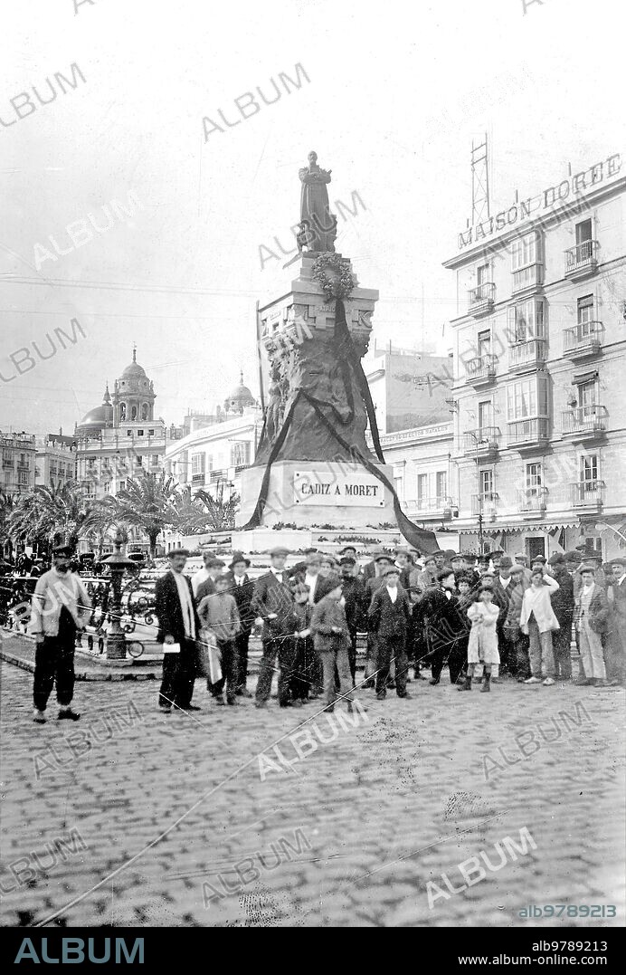 25 enero 1913. El monumento A Moret en Cádiz, Enlutado.
-foto Geraldo Torres.