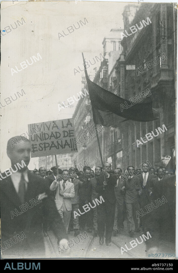 Madrid, 10/05/1935. Demonstration for the unity of Spain with, Jose Antonio Primo de Rivera, Julio Ruiz de Alda, José María Alfaro Polanco and Ramiro Ledesma Ramos, in the demonstration.