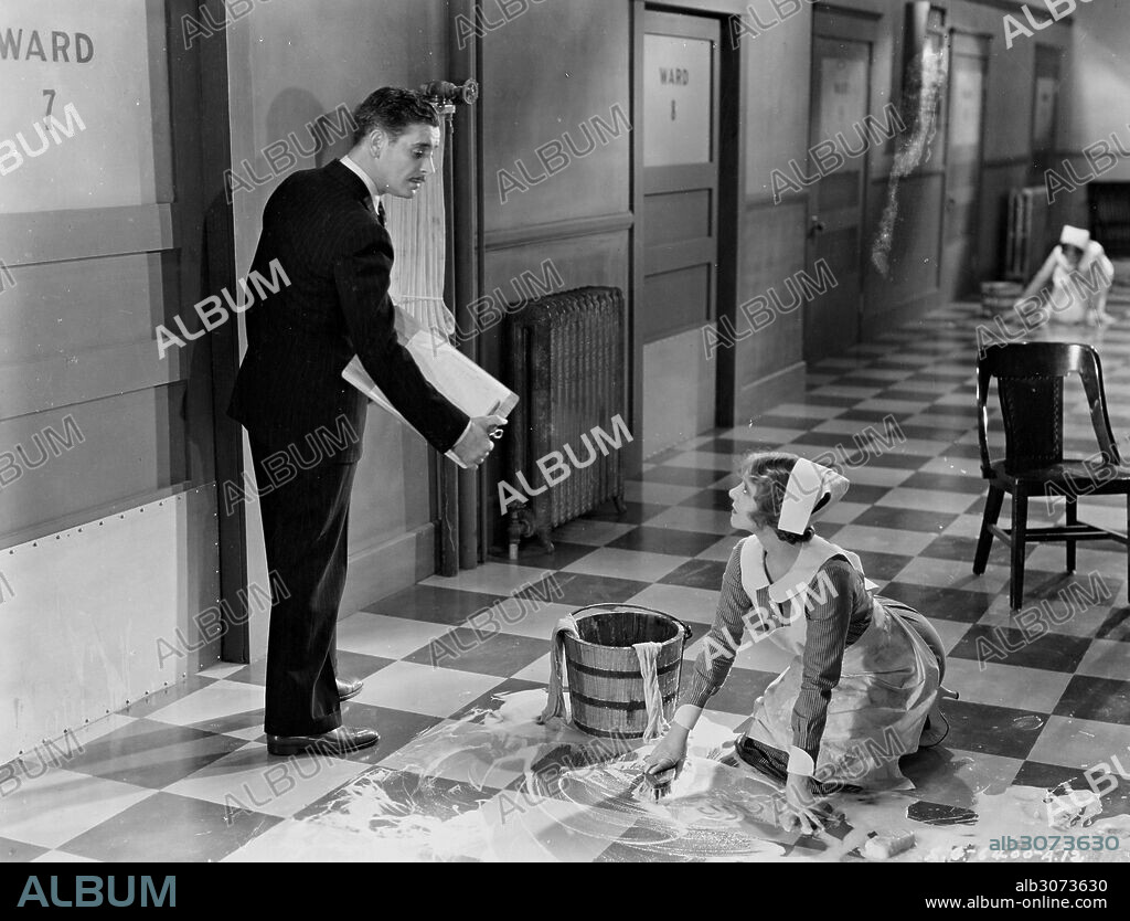 HELEN HAYES et RONALD COLMAN dans ARROWSMITH, 1931, réalisé par JOHN FORD. Copyright UNITED ARTISTS.