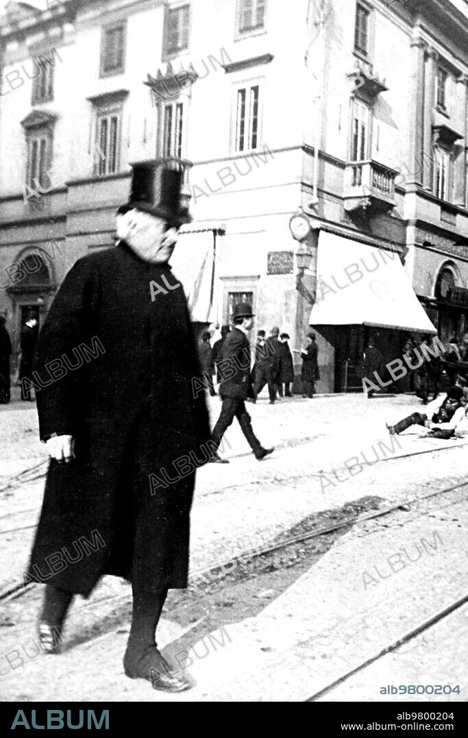 Milan. Piazza Della Scala. Cova Caffe'. 1890.