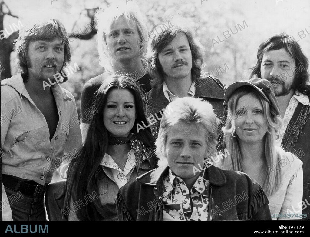 Gimmicks 1974 Fr v bakre raden Nippe Sylvén, Stefan Möller, Mats Westman, Valemar Hajer. framför Diana Nunez, Kåre Ström och Anita Strandell. Kod 190 SCANPIX SWEDEN.