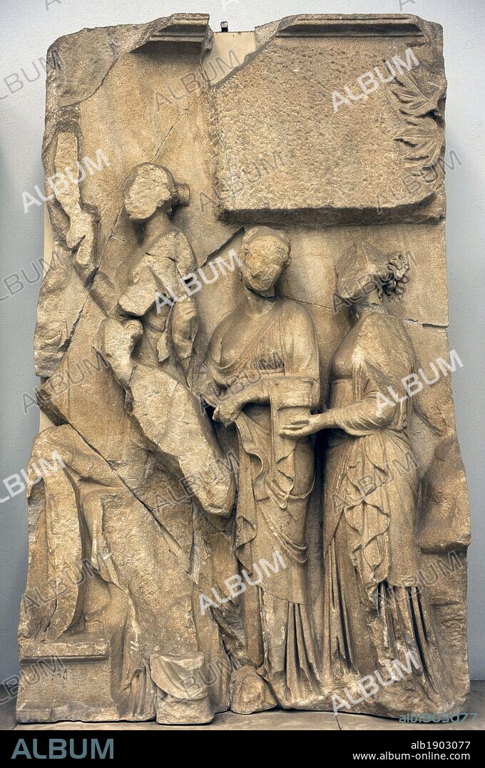 Pergamon Altar. 164-156 BC. Telephos Frieze. Detail. Auge establishes the cult at the Athena goddess. Pergamon Museum. Berlin. Germany.