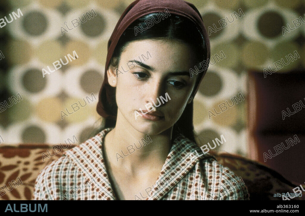 PENELOPE CRUZ en TODO SOBRE MI MADRE, 1999, dirigida por PEDRO ALMODOVAR. Copyright EL DESEO S.A.