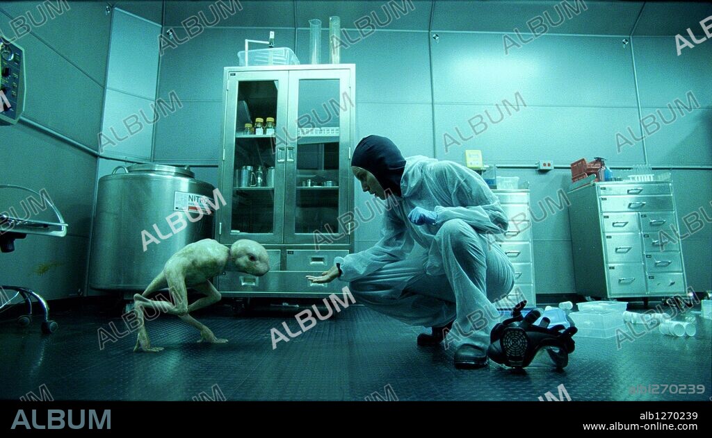 SARAH POLLEY in SPLICE, 2009, directed by VINCENZO NATALI. Copyright GAUMONT.