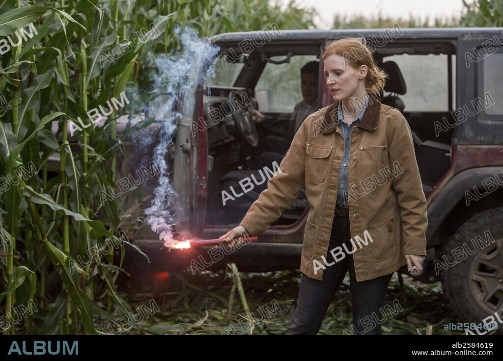 JESSICA CHASTAIN in INTERSTELLAR (2014), directed by CHRISTOPHER NOLAN. Copyright WARNER BROS..