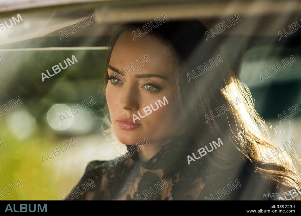 LAURA HADDOCK in TRANSFORMERS: THE LAST KNIGHT, 2017, directed by MICHAEL BAY. Copyright PARAMOUNT PICTURES.