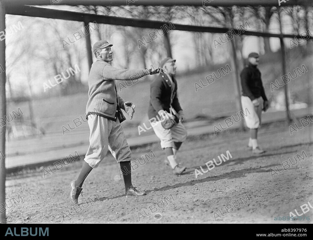 HARRIS & EWING. Bert Gallia, Joe Boehling, Unidentified, Washington American League (Baseball), ca. 1913.