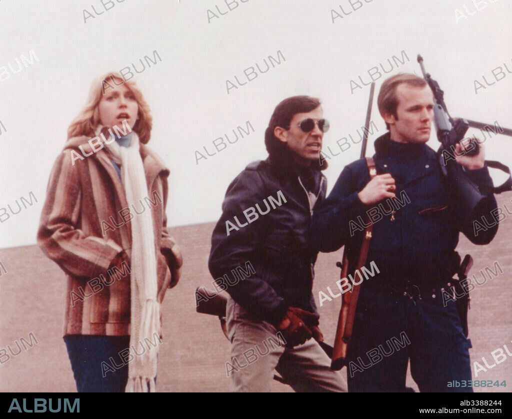 DAVID EMGE, GAYLEN ROSS y SCOTT REINIGER en ZOMBI, 1978 (DAWN OF THE DEAD), dirigida por GEORGE A. ROMERO. Copyright UNITED FILM.