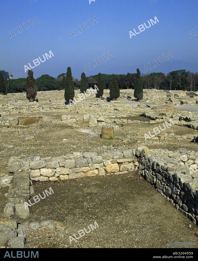 Emporion, Greek city founded by Greek colonists from Phocaea. Neapolis. View of Atrium houses, built with the arrival of the Romans, 218 BC. Catalonia, Spain.