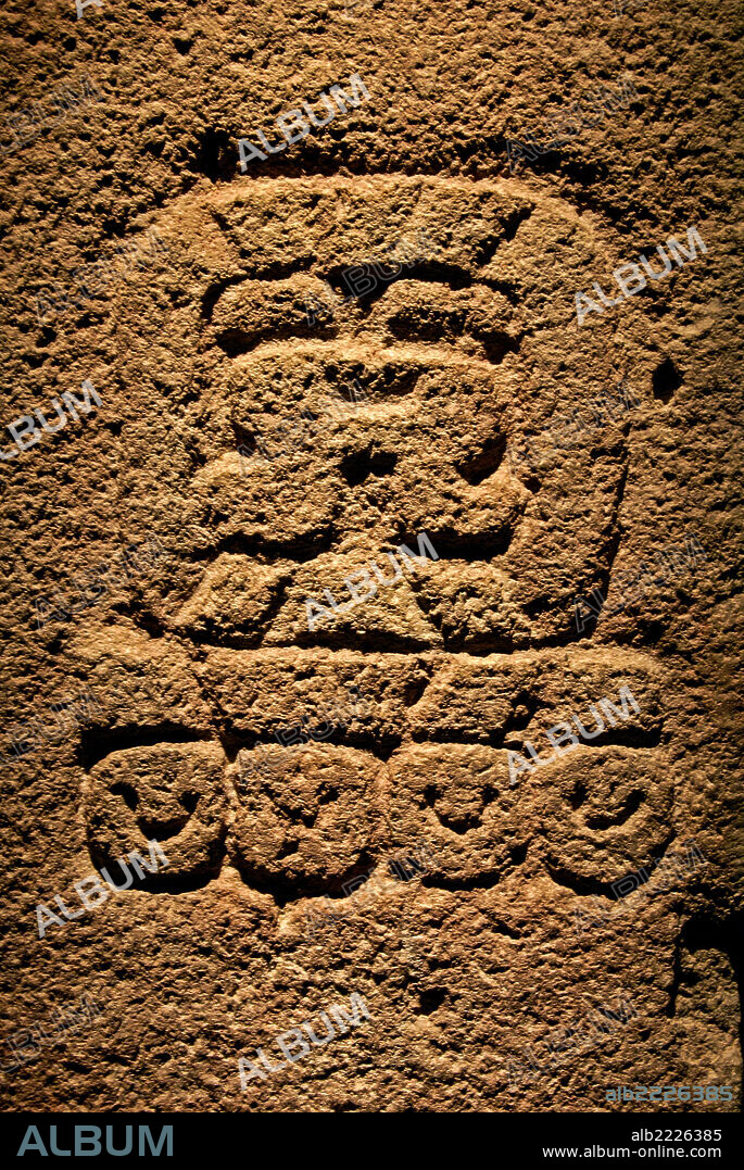 Estela de piedra. Cultura Zapoteca. Museo Nacional de antropologia. Estado de Mexico D.F.Mexico.
