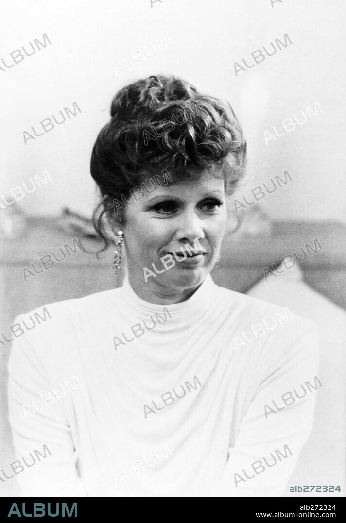 LIV ULLMANN.