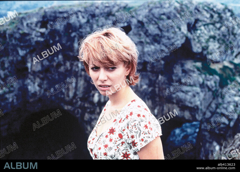 ELENA FERNANDEZ en MI NOMBRE ES SOMBRA, 1996, dirigida por GONZALO SUAREZ. Copyright EL DESEO S.A.