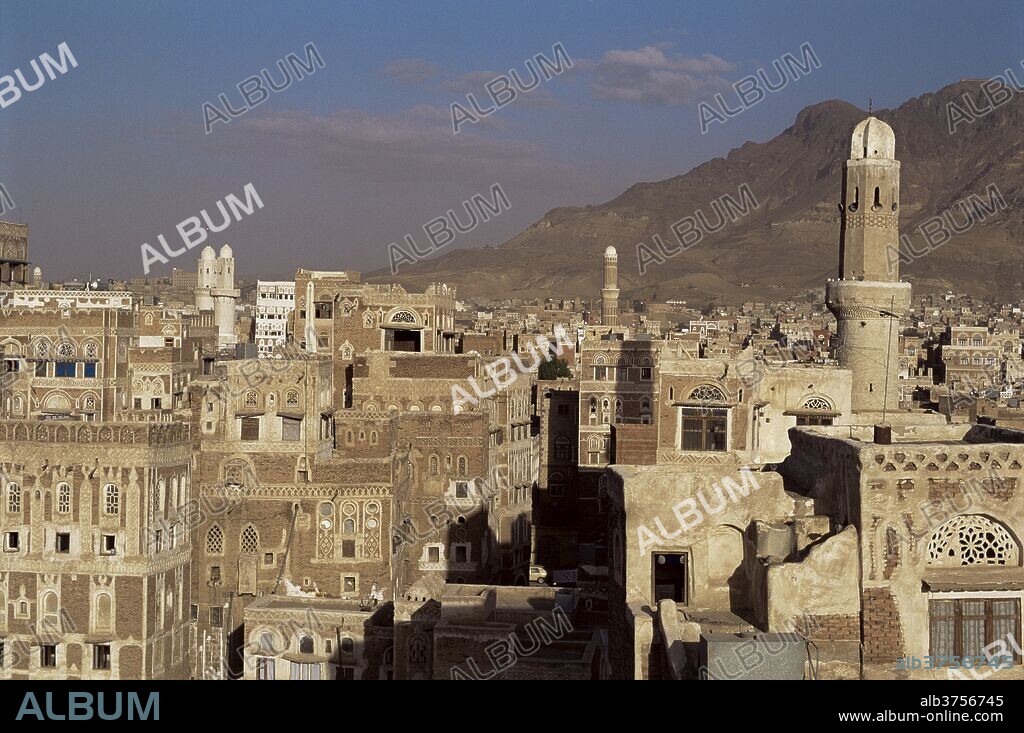 Skyline of the Old Town, Sana'a, UNESCO World Heritage Site, Yemen, Middle East.