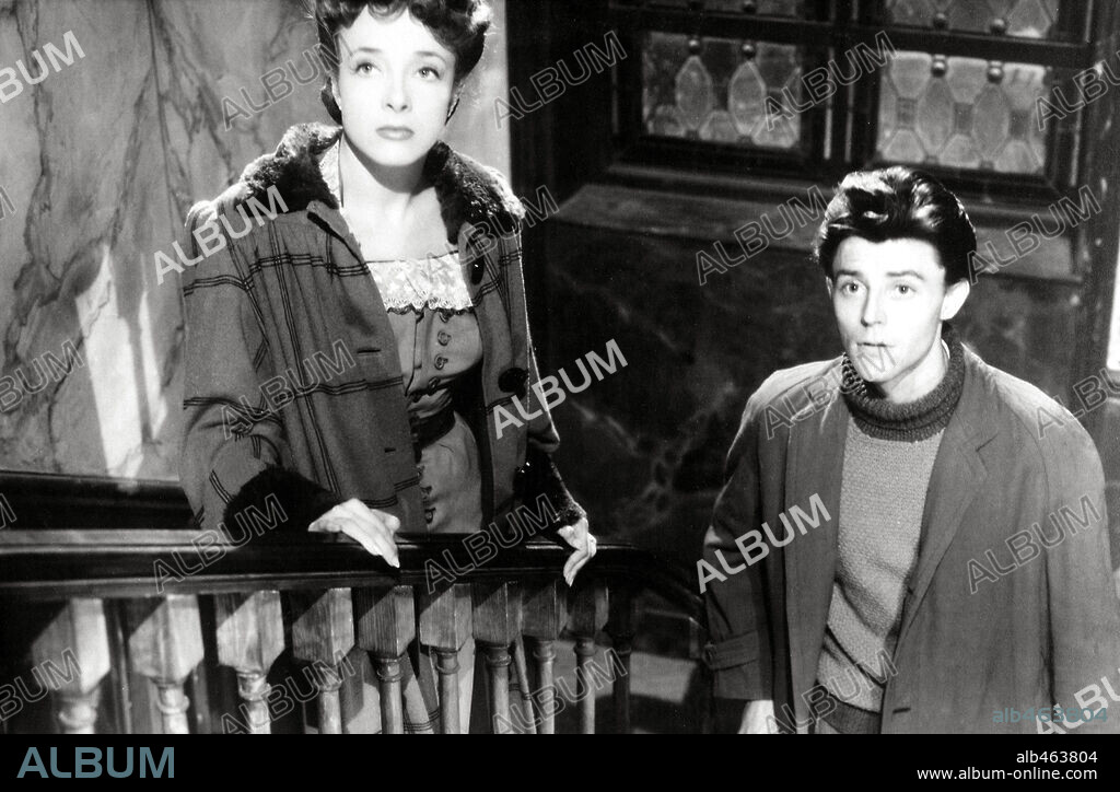 Gérard Philipe et MICHELINE PRESLE. GERARD PHILIPE et MICHELINE PRESLE dans LE DIABLE AU CORPS, 1947, réalisé par CLAUDE AUTANT-LARA. Copyright TRANSCONTINENTAL FILMS.