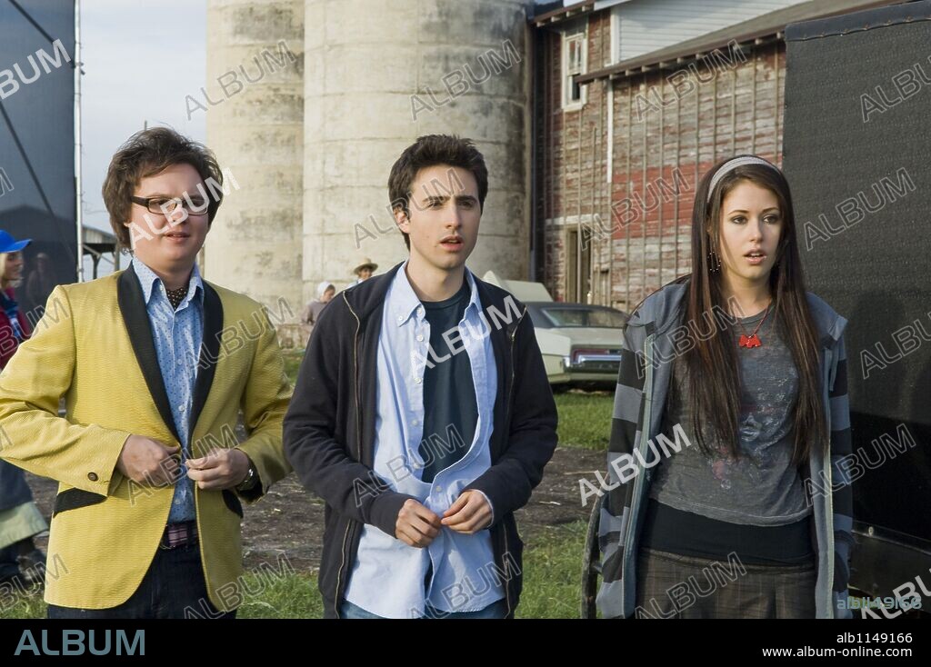 AMANDA CREW, CLARK DUKE and JOSH ZUCKERMAN in SEX DRIVE, 2008, directed by SEAN ANDERS. Copyright ALLOY ENTERTAINMENT/GOLDCREST PICTURES/SUMMIT ENTERTAINMENT / REDIN, VAN.