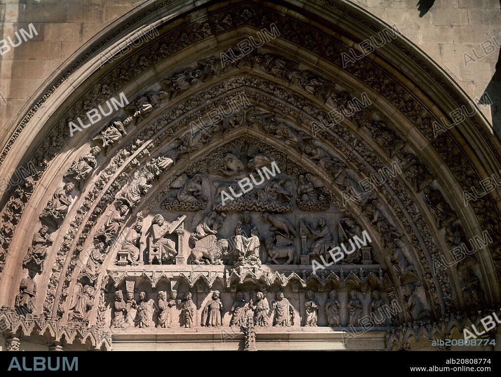 TIMPANO Y ARQUIVOLTAS DE LA PORTADA DE SAN FROILAN - PORTADA CENTRAL DE LA FACHADA MERIDIONAL DE LA CATEDRAL DE LEON - SIGLO XIII - GOTICO ESPAÑOL.