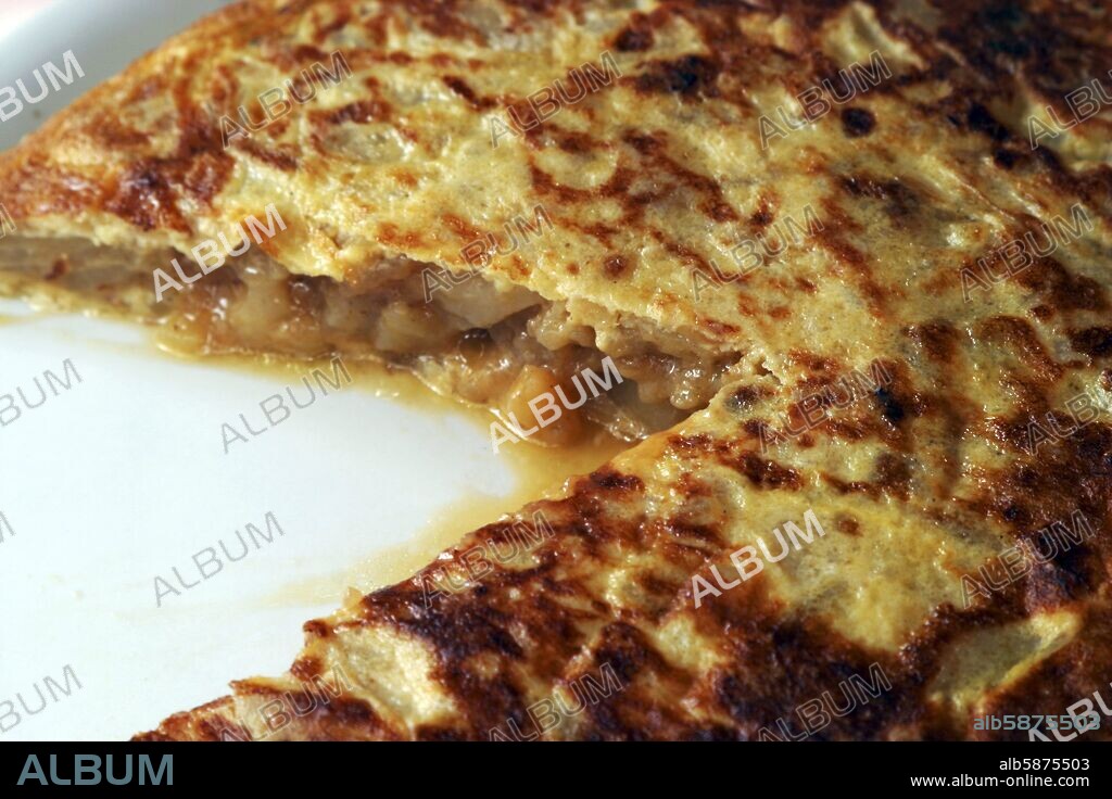 Bar "Sylkar"; tortilla "española" (con cebollas).