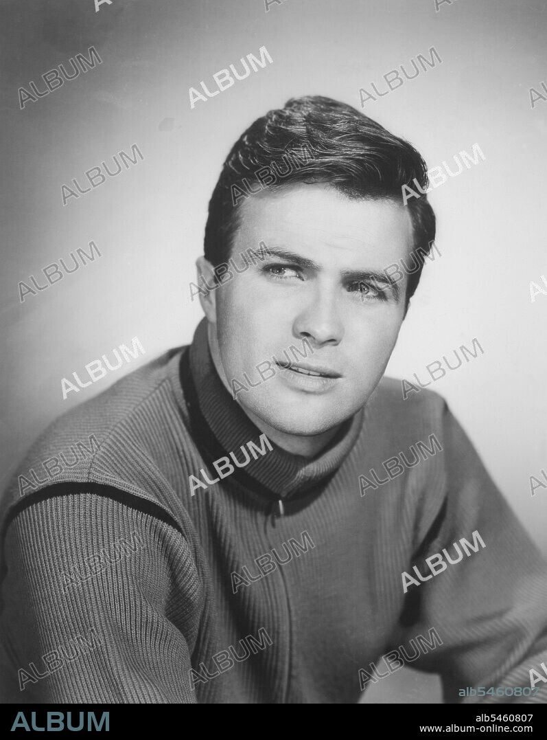 Barry Coe (1934-2019), actor estadounidense.