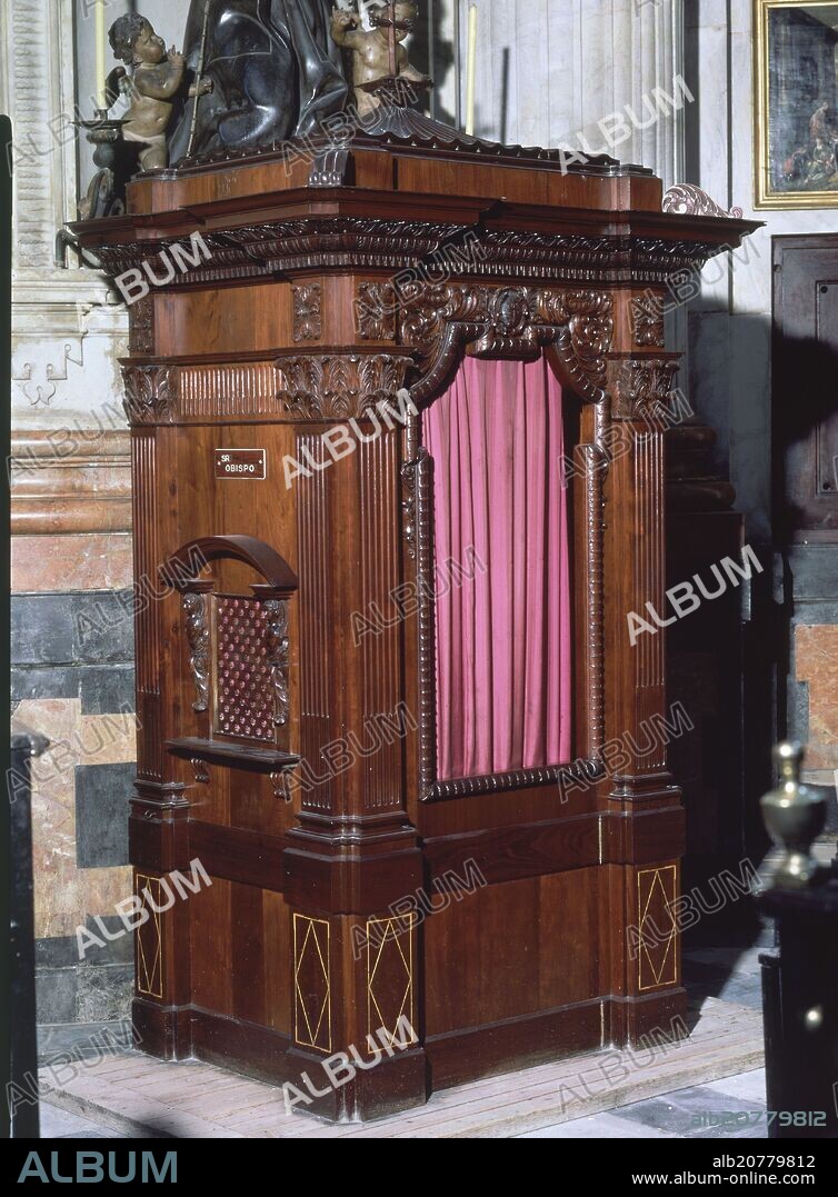 CONFESIONARIO DEL OBISPO(BARROCO).