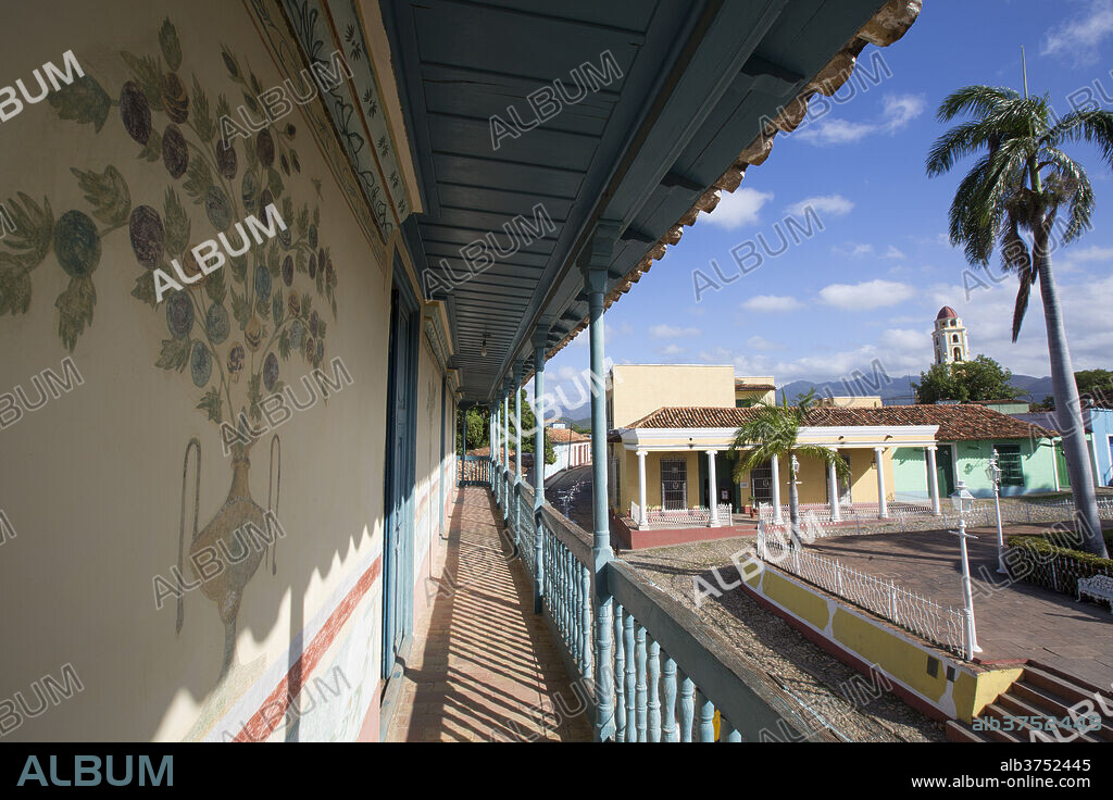 Murals on Outside Wall, Universal Benito Ortiz Galeria de Arte, Trinidad, UNESCO World Heritage Site, Sancti Spiritus, Cuba, West Indies, Central America.