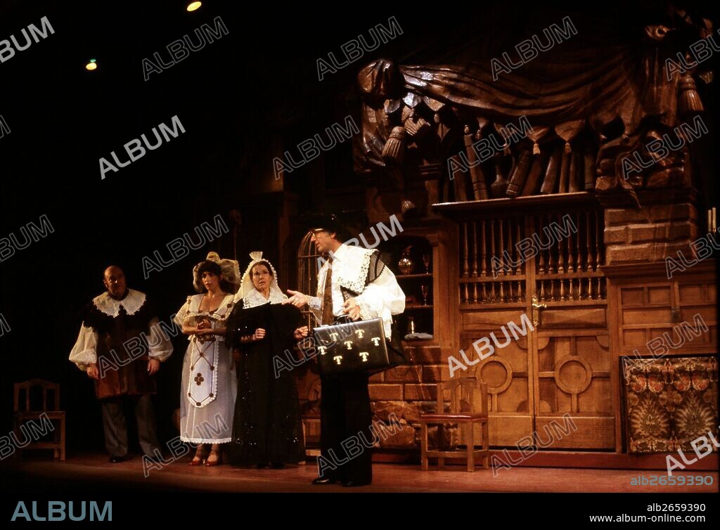 MOLIERE   JEAN BAPTISTE POQUELIN  ESCRITOR FRANCES . 1622 - 1673  TEATRO." TARTUFO " , REPRESENTACION TEATRAL EN MADRID , AÑO 1979  DIRECCION , ADOLFO MARSILLACH.