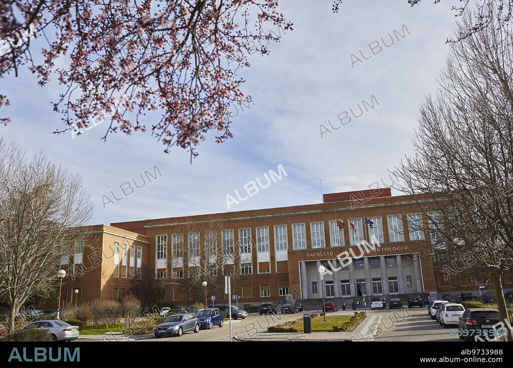 Madrid, 02/25/2020. University City. Facade of the Faculty of Dentistry of the Complutense University. Photo: Guillermo Navarro. ARCHDC.