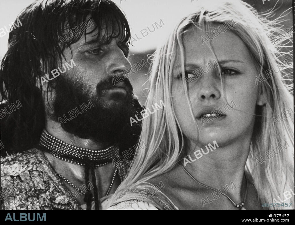 AGNETA ECKEMYR and RINGO STARR in BLINDMAN, 1971, directed by FERDINANDO BALDI. Copyright 20TH CENTURY FOX.