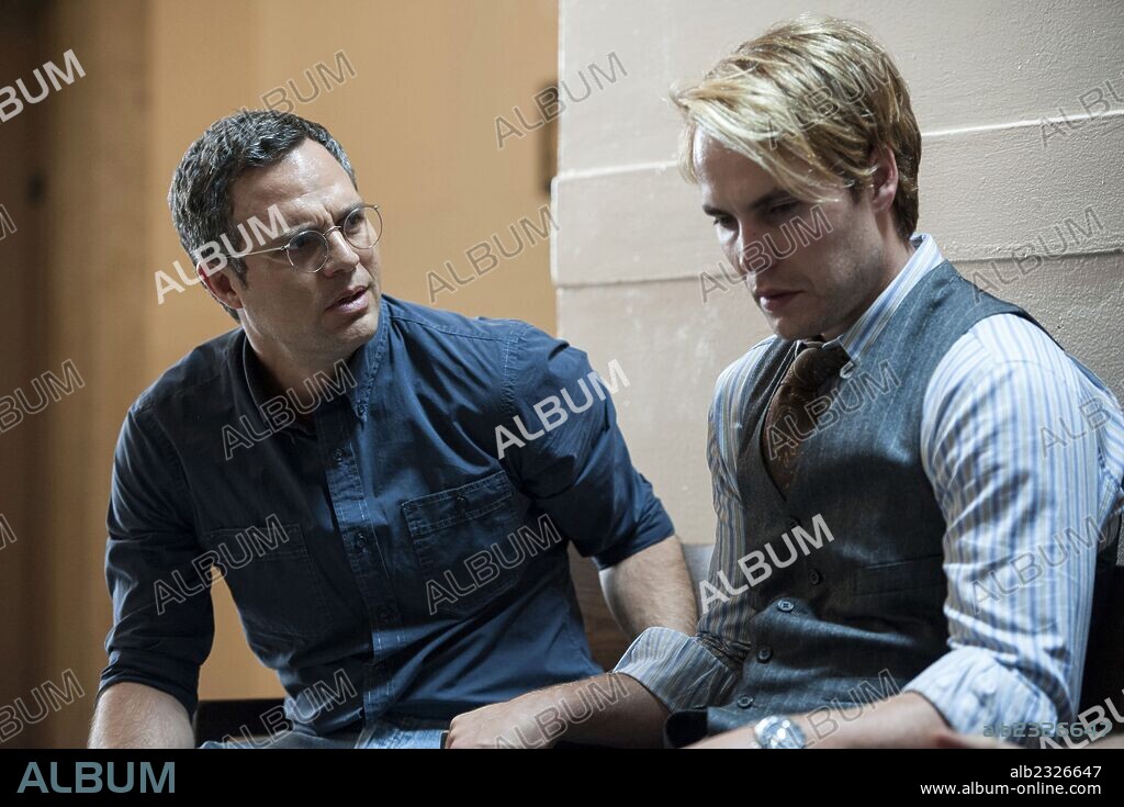 MARK RUFFALO y TAYLOR KITSCH en THE NORMAL HEART, 2014, dirigida por RYAN MURPHY. Copyright HBO FILMS.