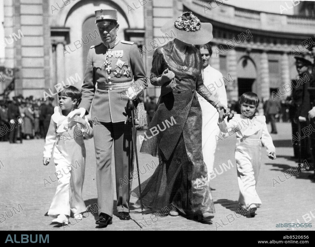 Stockholm 1935-05-24. Kung Leopold av Belgien och drottning Astrid med sina barn i samband med bröllopet mellan prinsessan Ingrid och kronprins Fredrik av Danmark . Foto: SvD / TT / kod 12014.