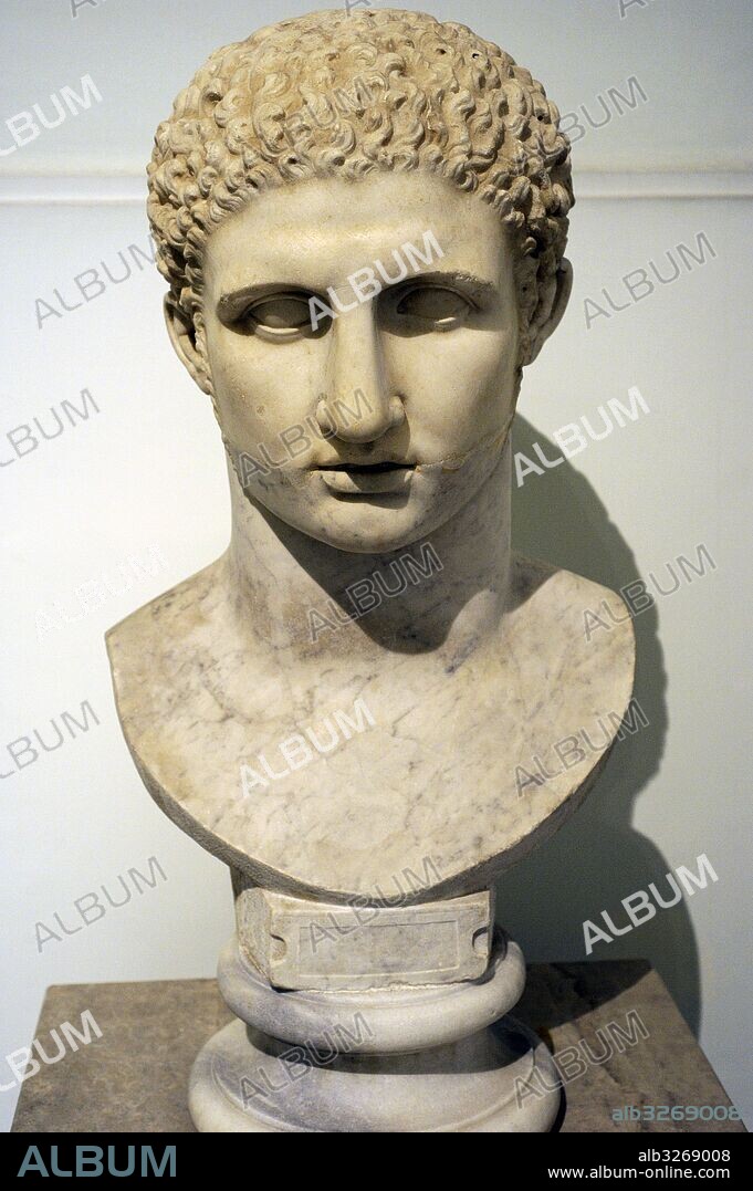 Hércules de joven. Copia romana del siglo II d. C. de un original griego de la segunda mitad del siglo IV a. C. Colección Farnese. Museo Arqueológico Nacional. Nápoles. Italia.