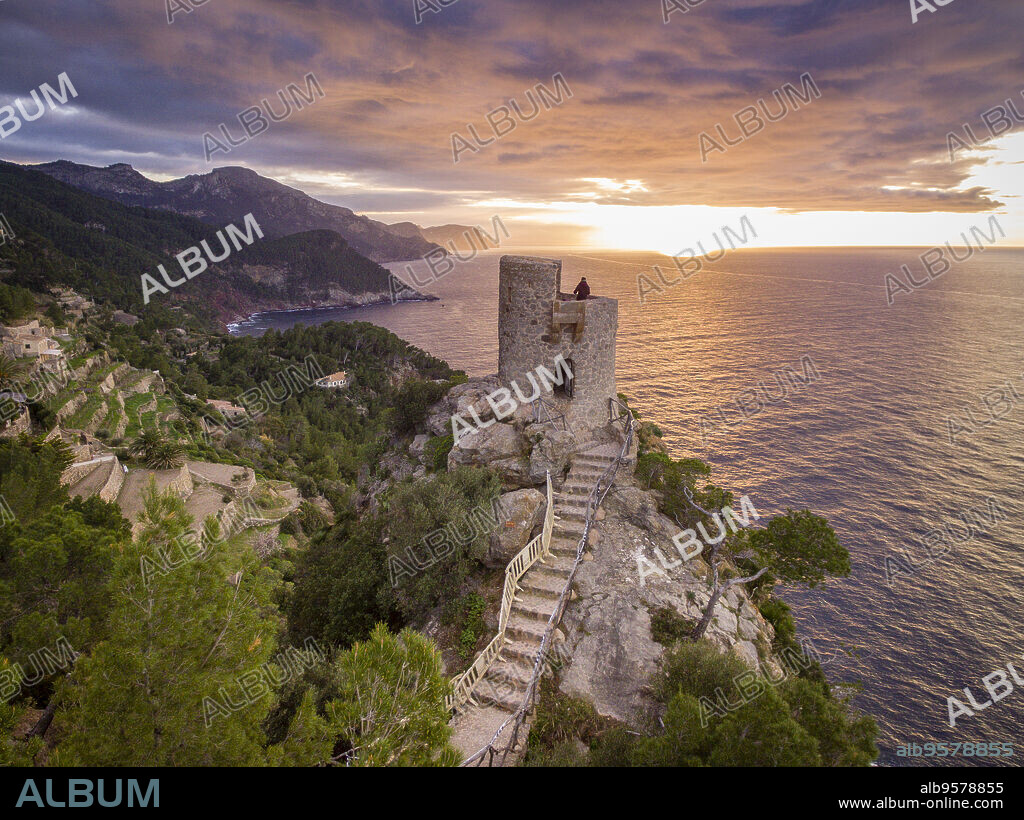 Torre des Verger, Mirador de ses Ànimes, Banyalbufa, Paraje natural de la Serra de Tramuntana, Mallorca, balearic islands, Spain.