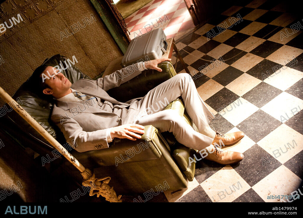 JOSEPH GORDON-LEVITT in INCEPTION, 2010, unter der Regie von CHRISTOPHER NOLAN. Copyright WARNER BROSS PICTURES/SYNCOPY/LEGENDARY PICTURES / VAUGHAN, STEPHEN.