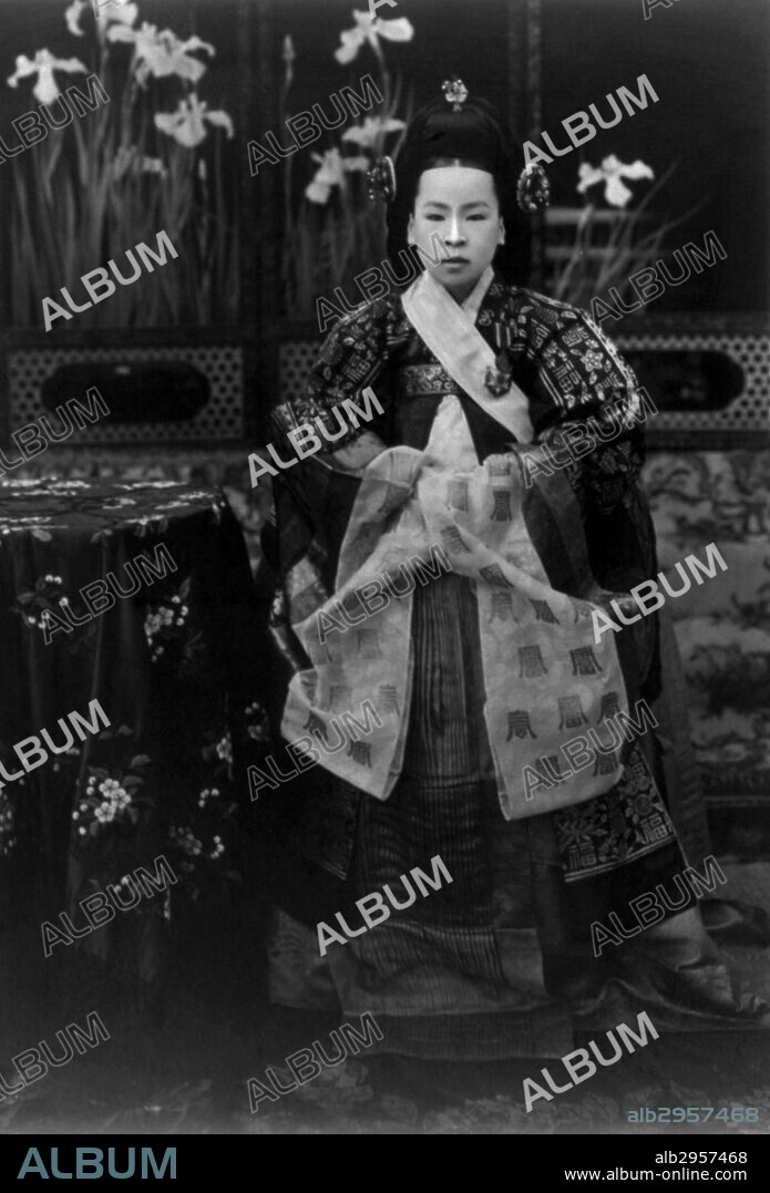 Photograph of Empress Sunjeong of the Korean Empire (1894-1966) consort of the last emperor of the Joseon Dynasty and Korea, Emperor Yunghui. Dated 1909.
