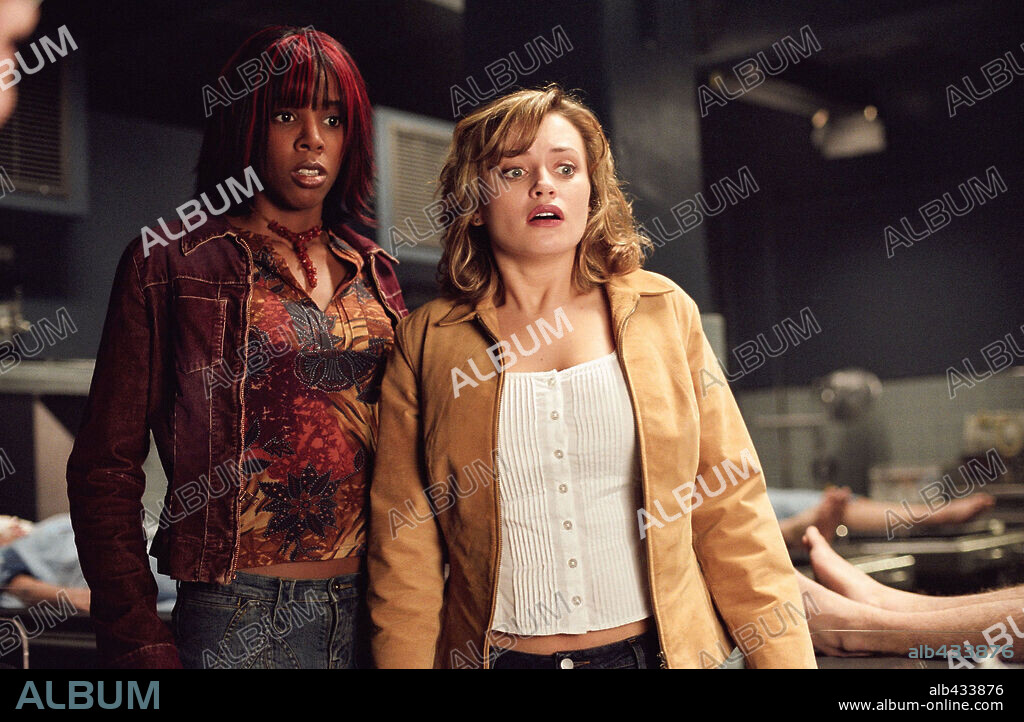 KELLY ROWLAND and MONICA KEENA in FREDDY VS. JASON, 2003, directed by RONNY YU. Copyright NEW LINE PRODUCTIONS.